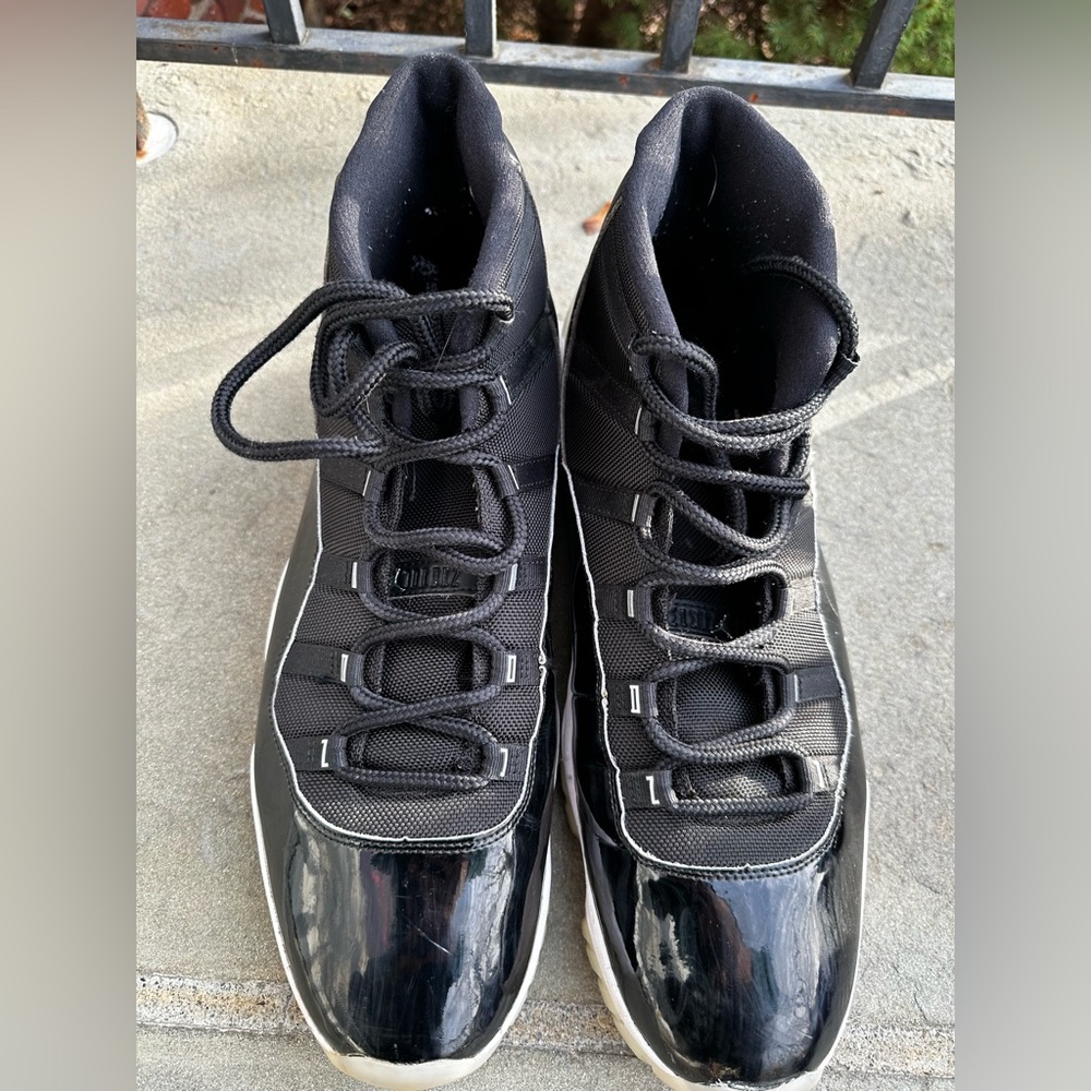 Jordan 11 Retro Jubilee 25th Anniversary (Size 17)